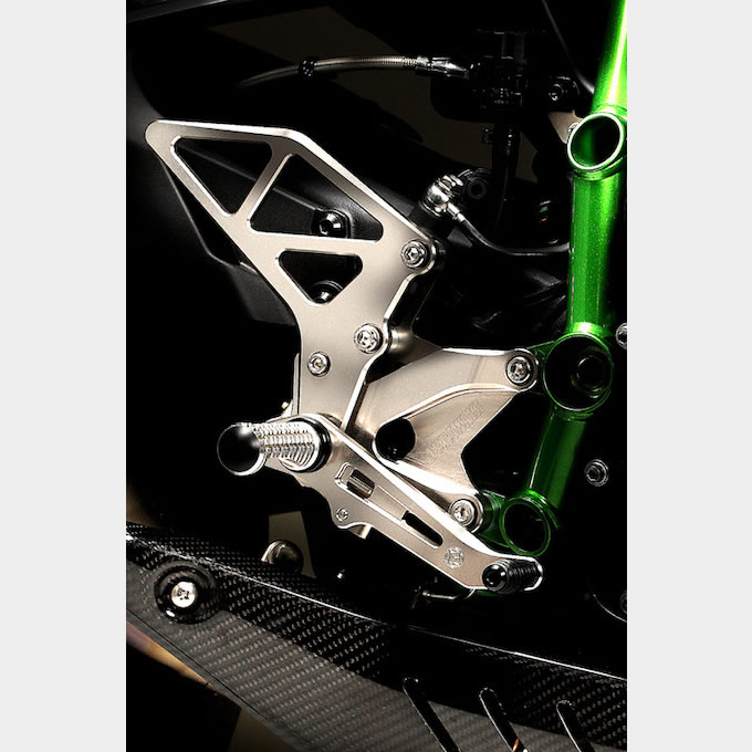 送料無料　美品 カワサキ ZRX1200　純正 ステップ ノーマルステップ ブレーキペダル シフトペダル チェンジペダル