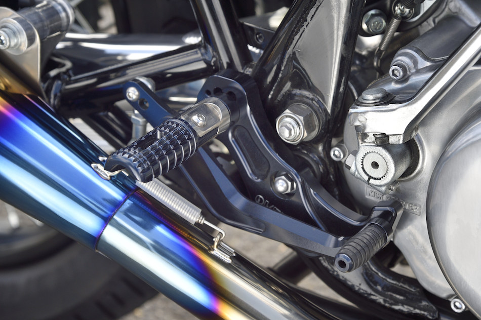 SR400 FI純正マフラー 4型使用 （moto vlog】【sr400】FI車の