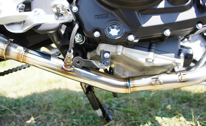 YZF-R25の秘めたるパワーを引き出す月木レーシングのマフラー バイクブロス