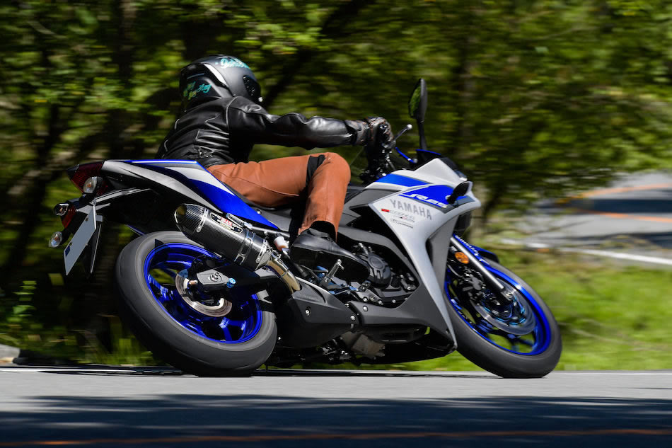 SPICE UP YOUR 250cc SUPERSPORT WITH YOSHIMURA SLIP-ON R-11