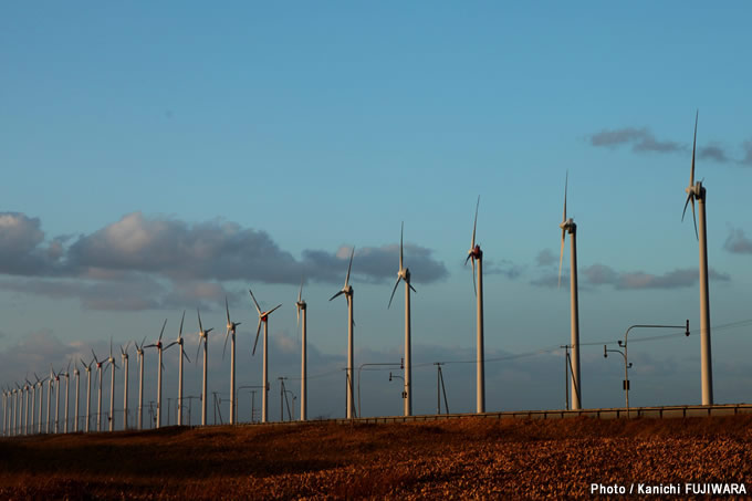 日本の絶景100選 オトンルイ風力発電所（北海道）の画像