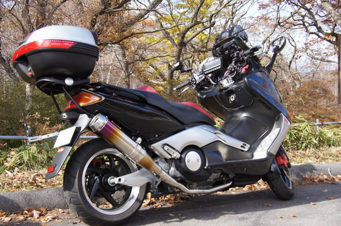 YIBO ヤマハTmax T-max 500 530 MotorbibkeスクーターフットペグヤマハNT07 MT09 2014 2015の