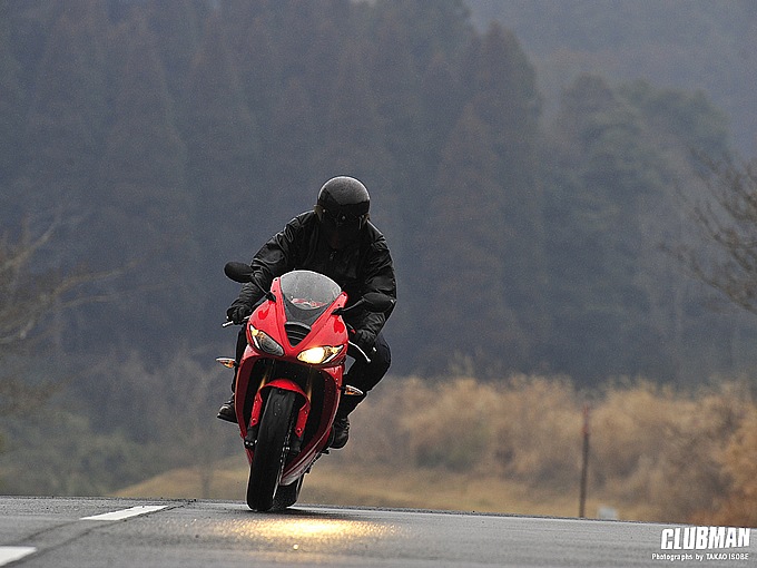 トライアンフ DAYTONA 675